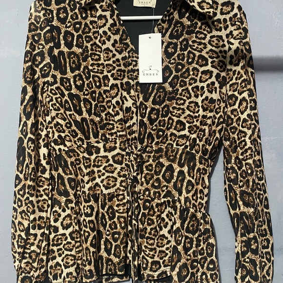 Leopard Print Women's Jacket - Picture 1 of 3